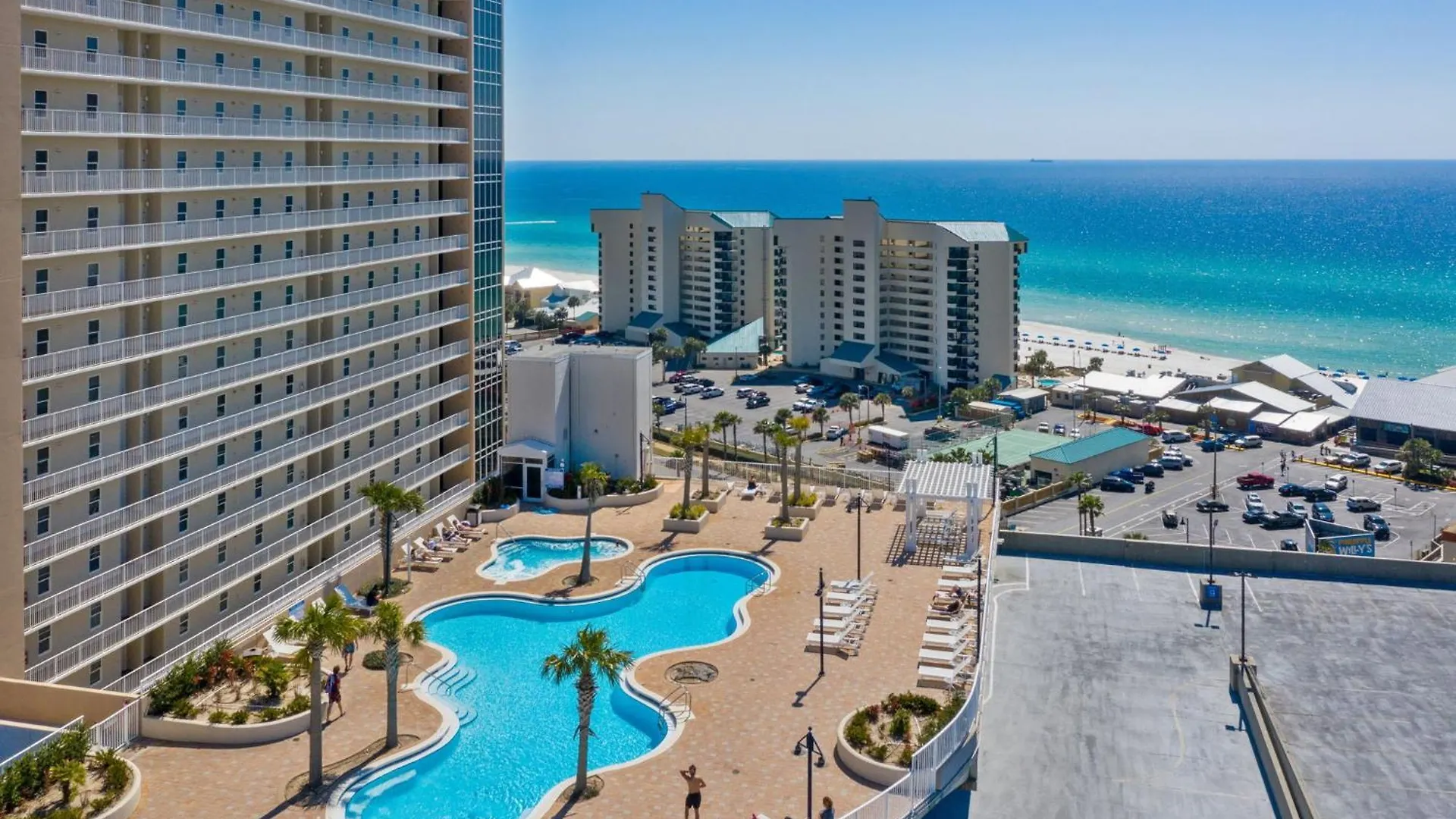 Family And Friends Beach Resort Condo For 8! Steps From The Beach! By Dolce Vita Getaways! Panama City Beach United States