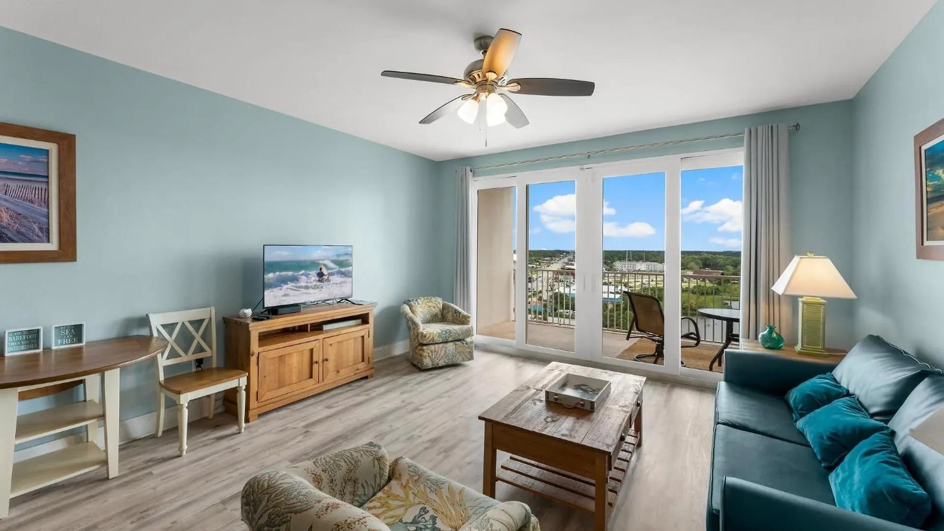 Apartment Family And Friends Beach Resort Condo For 8! Steps From The Beach! By Dolce Vita Getaways! Panama City Beach United States