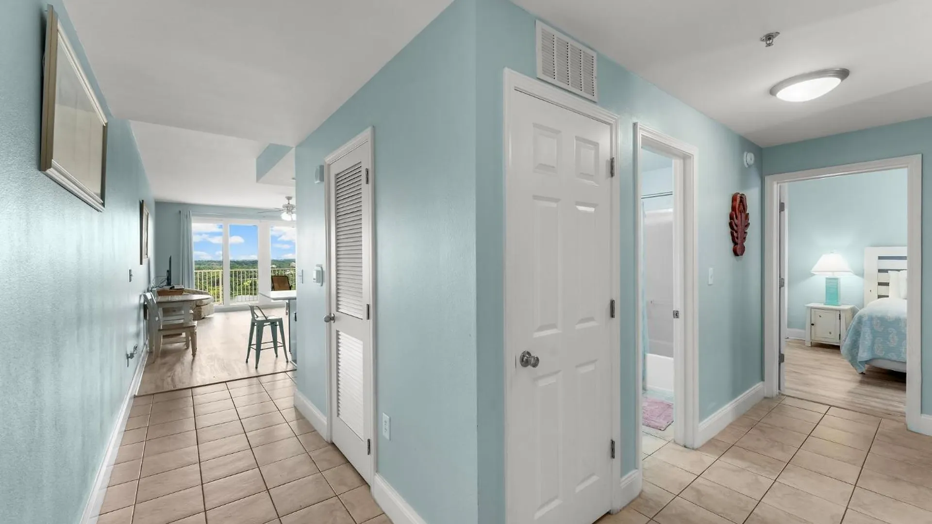 Apartment Family And Friends Beach Resort Condo For 8! Steps From The Beach! By Dolce Vita Getaways! Panama City Beach United States